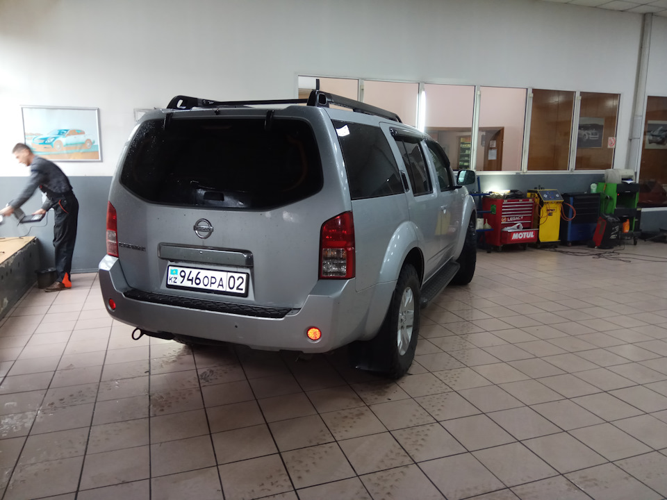 Фото в бортжурнале Nissan Pathfinder (3G)