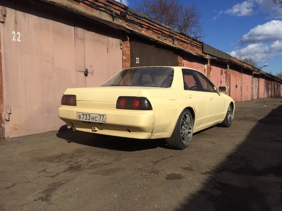 Покрасил =))) — Nissan Skyline (R32), 2,5 л, 1991 года | стайлинг | DRIVE2