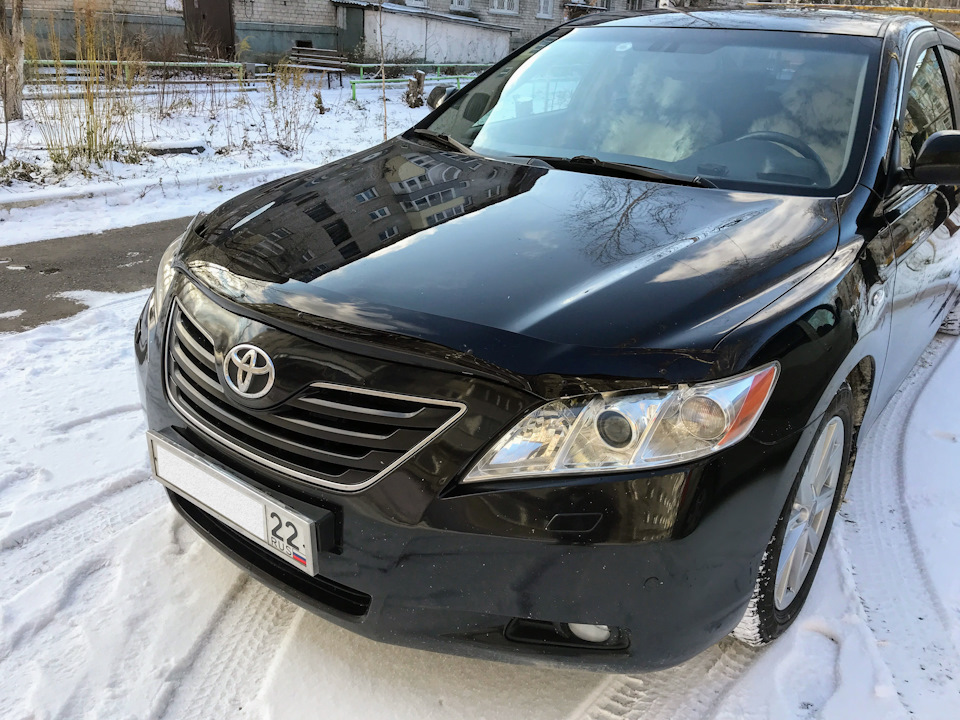 Установка дефлектора капота — Toyota Camry (XV40), 2,4 л, 2007 года ...