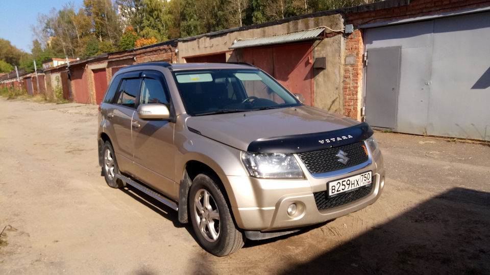 Холодно сузуки гранд витара. Suzuki /Grand/ Vitara 2011. Сузуки Гранд Витара 2011г. Сузуки Гранд Витара 2010 механика. Сузуки Гранд Витара 2011 2.0