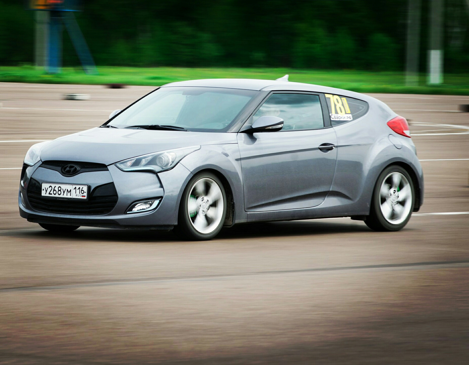 Hyundai Veloster 2014 двери