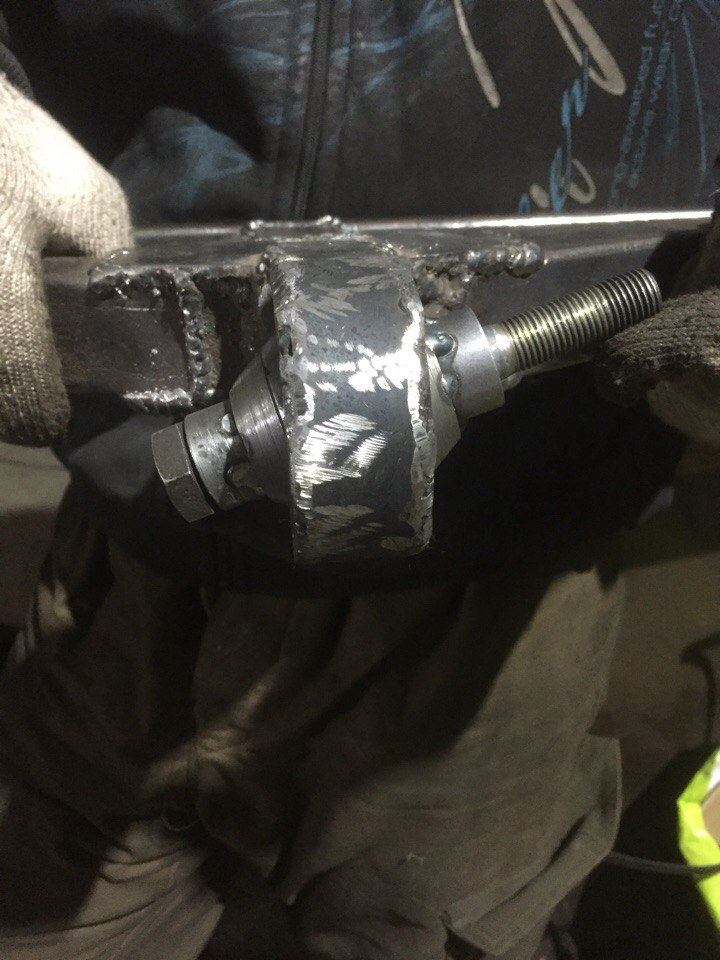 А-рычаг с шс на ниву — Lada 4x4 3D, 1,7 л, 2002 года | тюнинг | DRIVE2