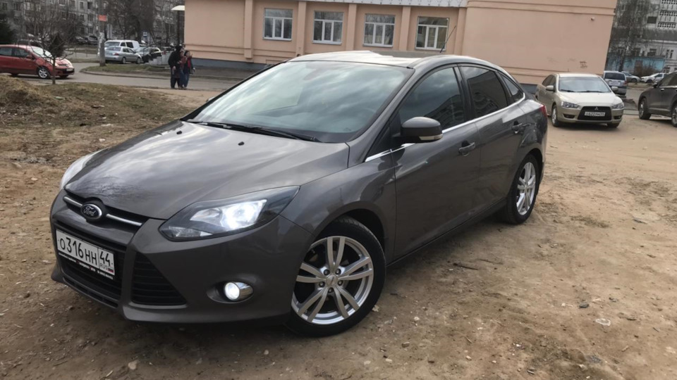 Ford Focus Sedan 1.6 МКПП