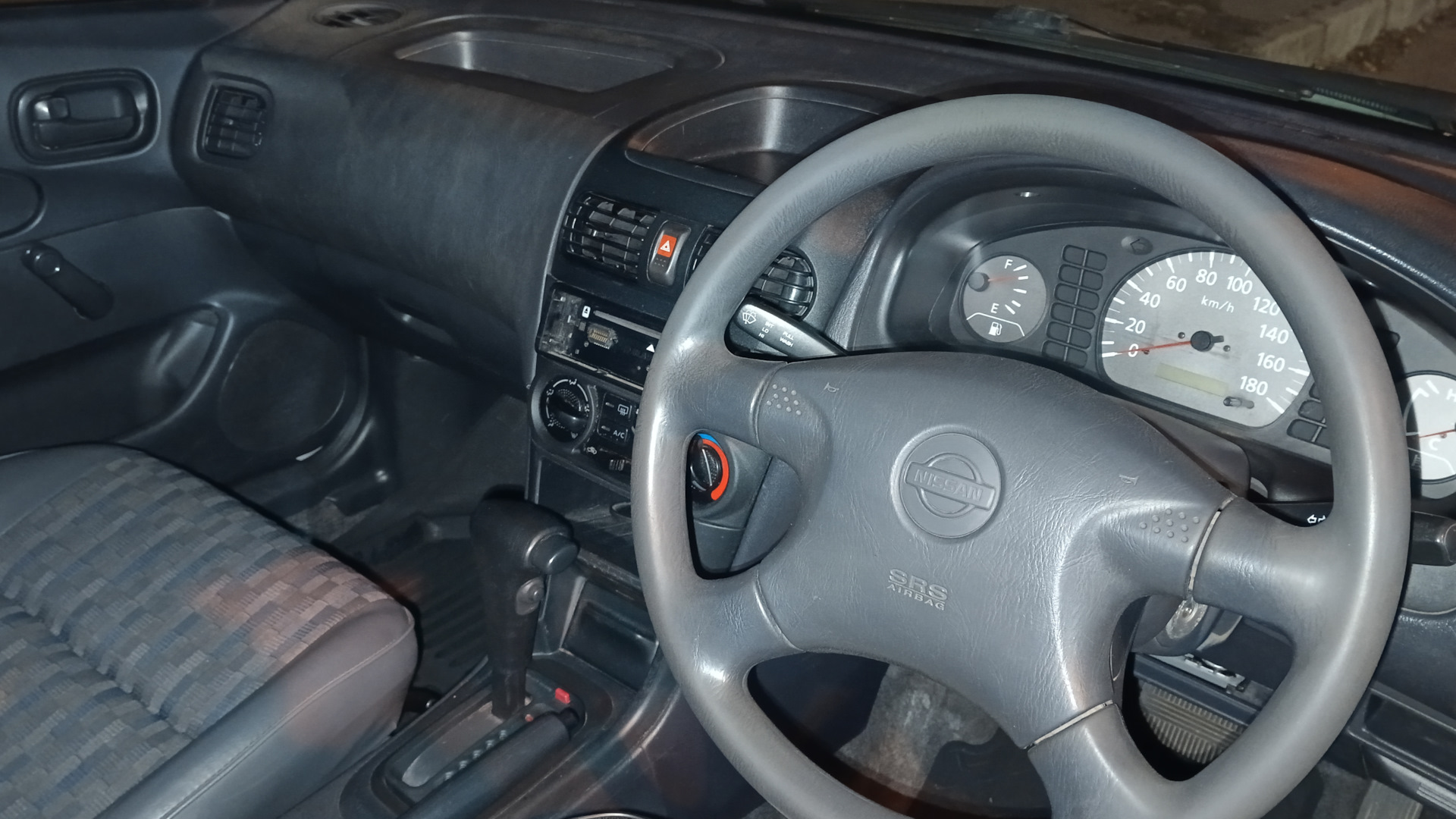 Nissan AD (Y11) 1.3 бензиновый 2000 | на DRIVE2