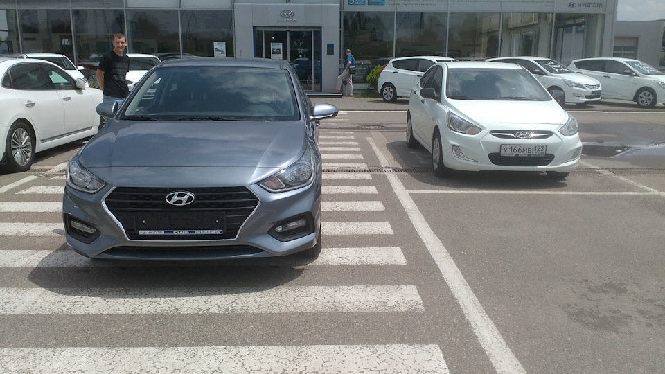 Hyundai Solaris (2G) 1.6 бензиновый 2017 | 1,6 механика (серый) на DRIVE2