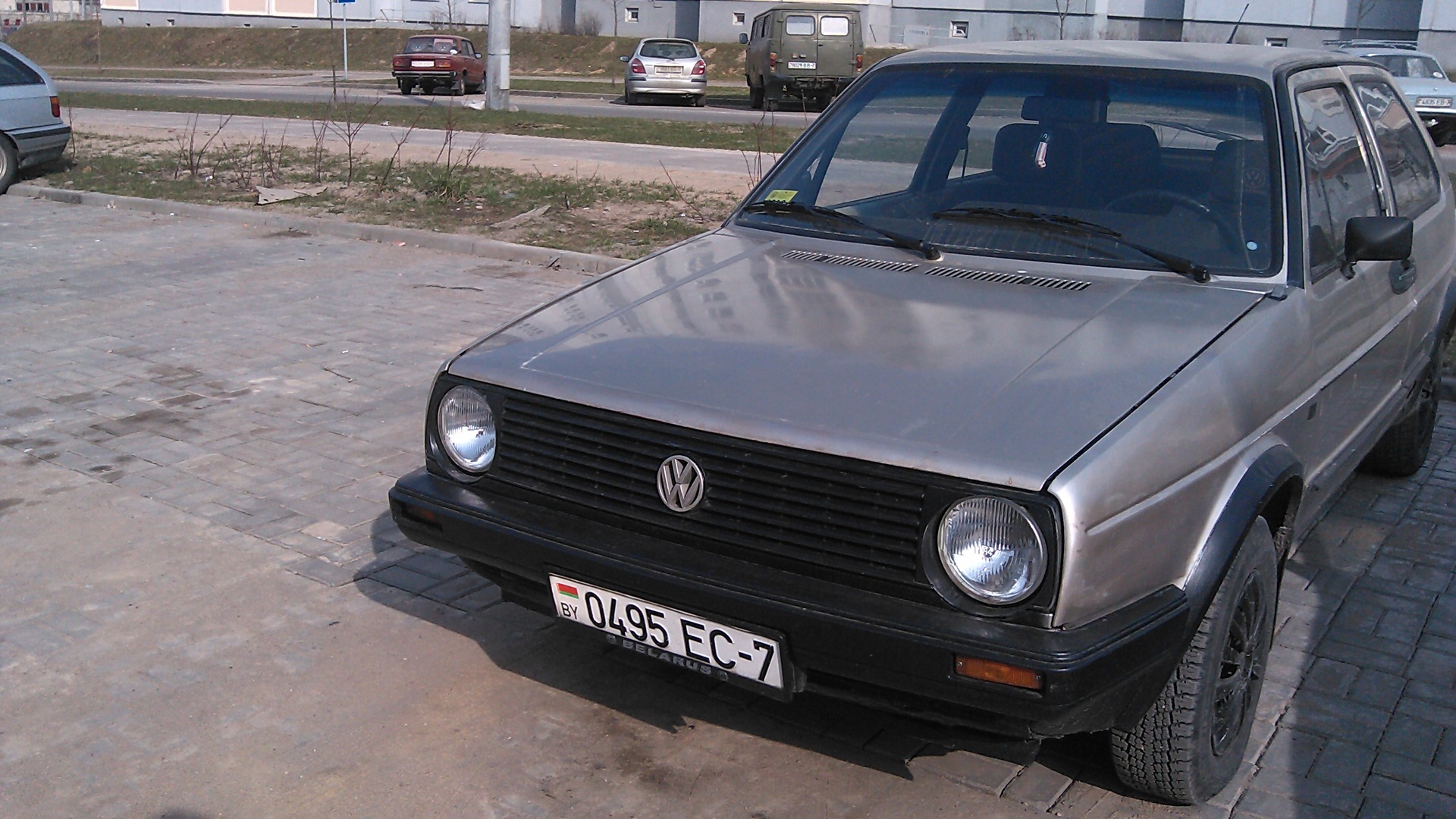 Volkswagen Golf Mk2 1.6 бензиновый 1984 | II бежевый металлик на DRIVE2