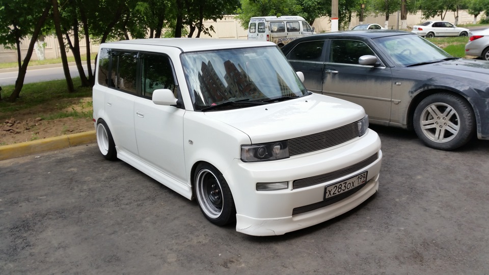 Scion XB 911