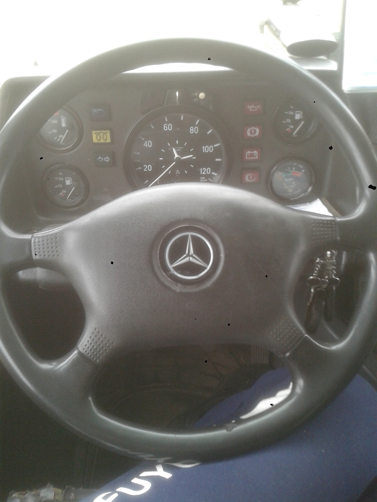 Как снять руль мерседес т1 Спальник и доработка руля - Mercedes-Benz T1, 2,9 л, 1992 года тюнинг DRIVE2