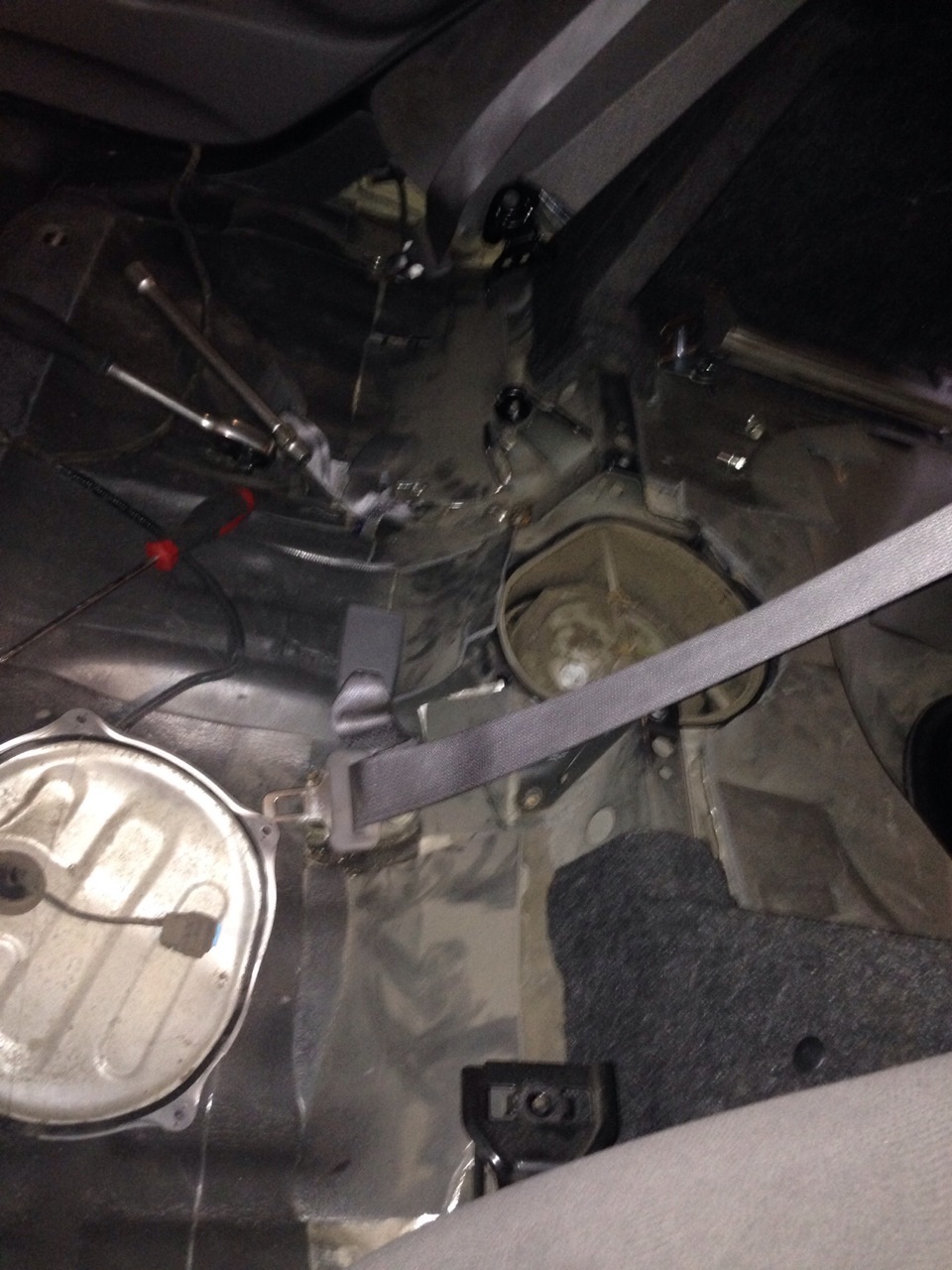 Топливный фильтр — Honda Civic 4D (8G), 1,8 л, 2007 года | визит на ...