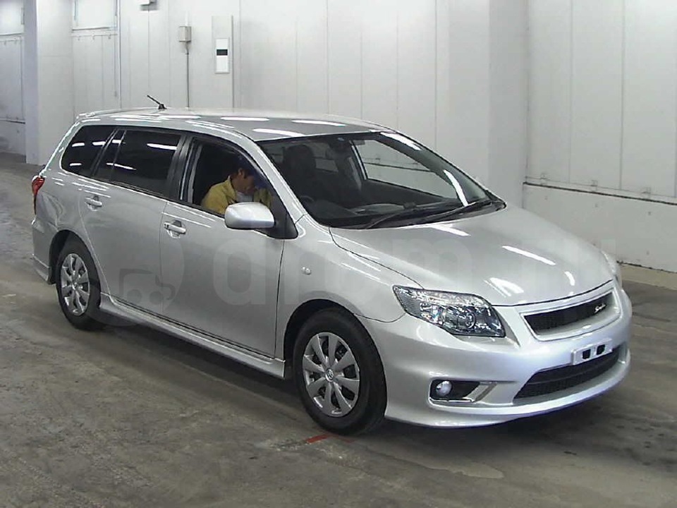 Toyota Corolla Fielder 2009