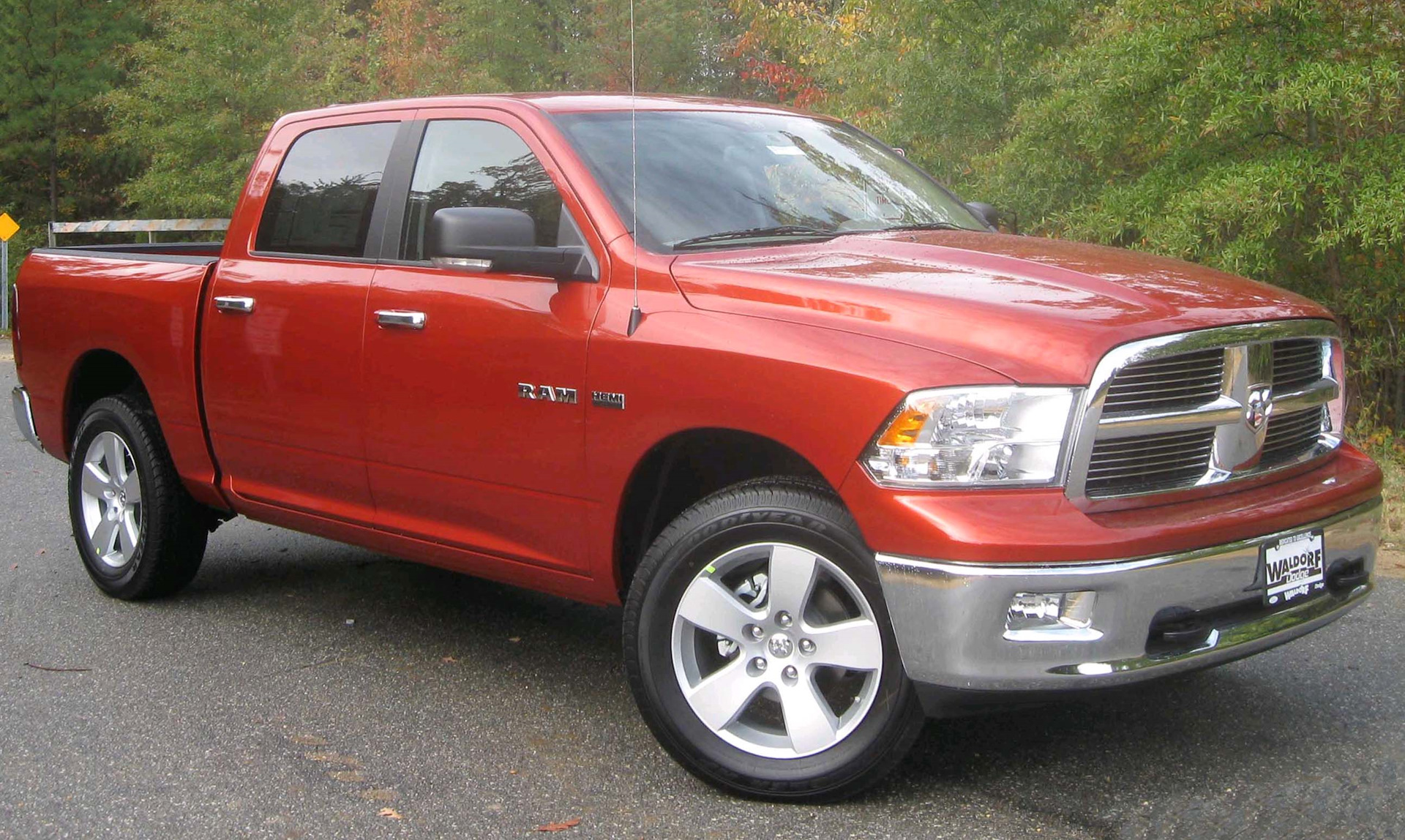 Dodge Ram 1500 SLT Hemi