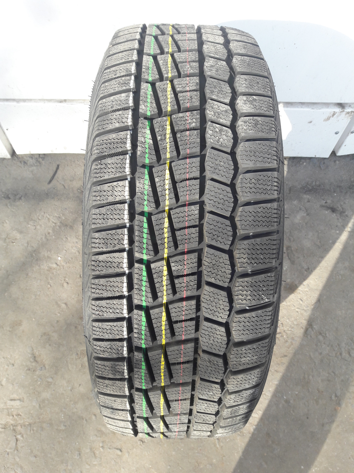 Липучка на зиму! — Toyota Camry (XV50), 2,5 л, 2012 года | шины | DRIVE2