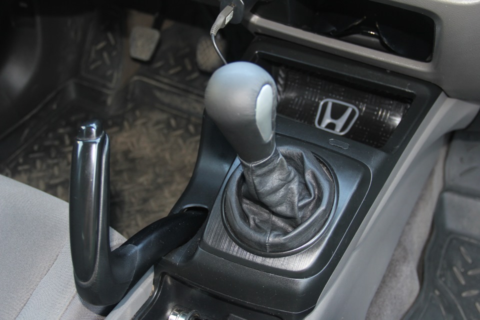 Замена набалдашника КПП. — Honda Civic 4D (8G), 1,8 л, 2007 года ...