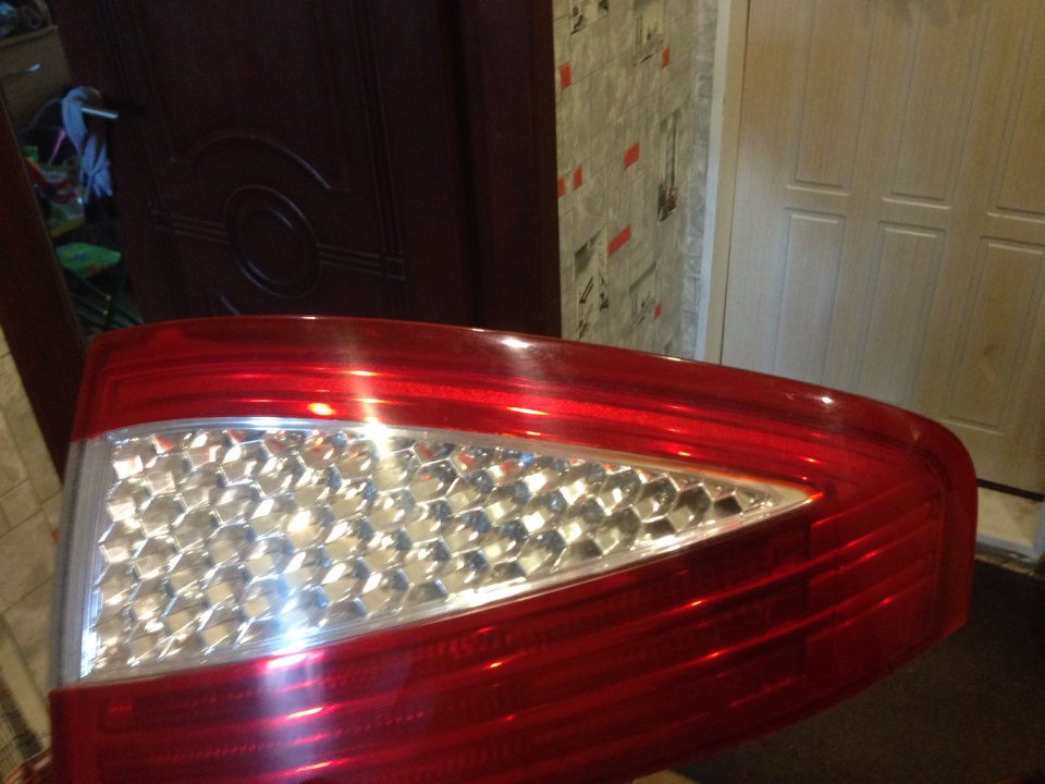 Фары полировка +мойка изнутри — Ford Mondeo IV, 2007 года | своими ...