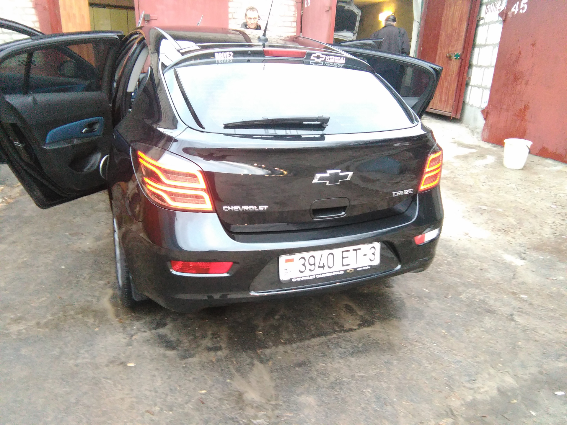 Задние фары круз хэтчбек. Задние фары cruze hatchback. Задние фары cruze hatchback. Задние фары круз хэтчбек. Круз хэтчбек задние фары.