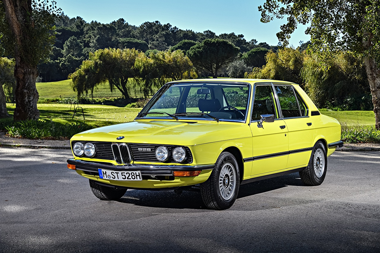 BMW 528 E12 AUTOMATIC 1972-1981.