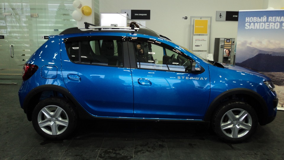 Renault Sandero Stepway (2G) 1.6 бензиновый 2014 на DRIVE2