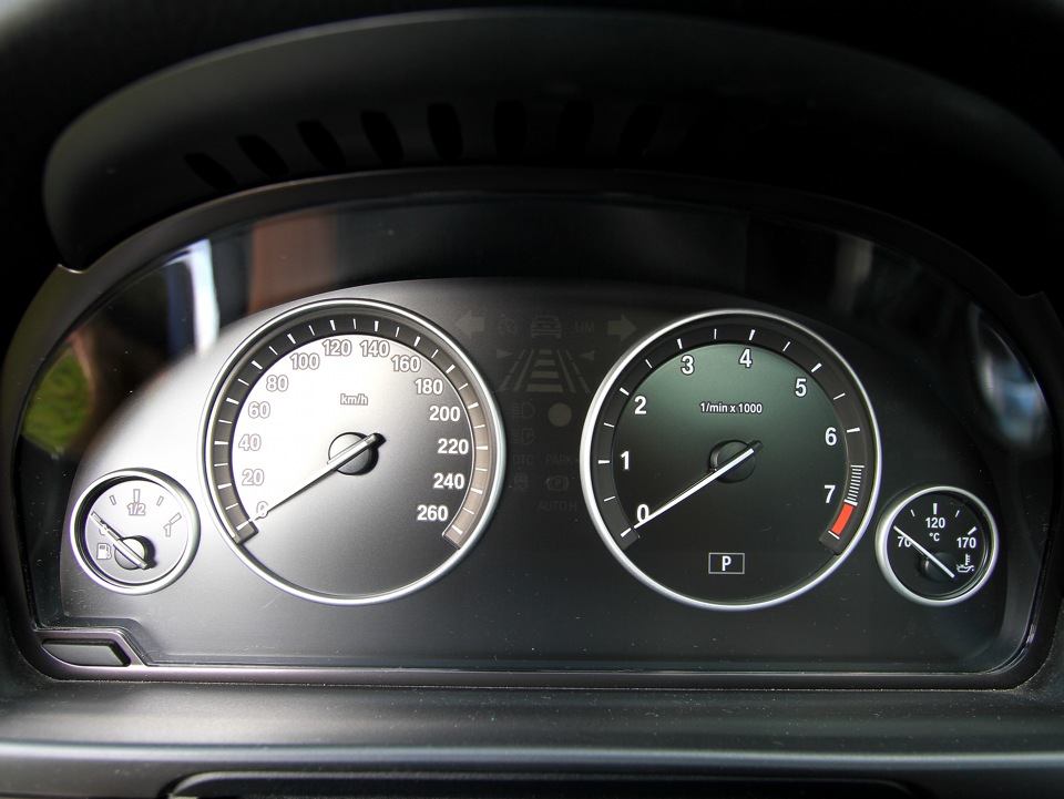 Salon Bmw 5 Series 3 0 L 2010 Goda Na Drive2