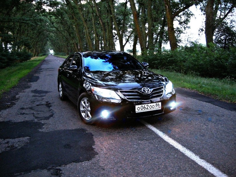 Toyota Camry drive2