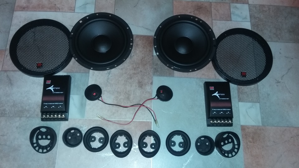 MOREL TEMPO 6 — Ford Focus Hatchback II