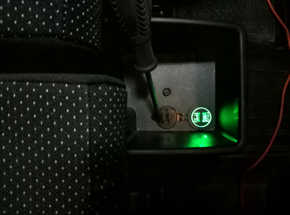 какая зарядка на шевроле нива