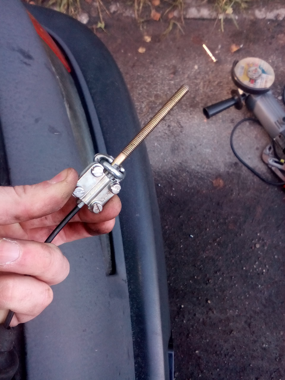 Трос сцепления, капут — Volkswagen Passat B3, 1,6 л, 1988 года ...