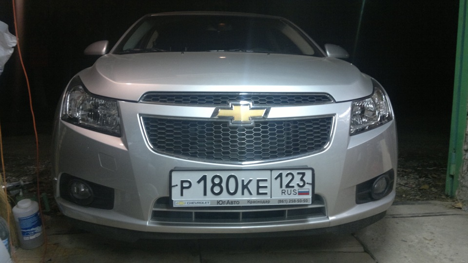 Как заделать дырку от пепла сигареты на Экокоже чехлов? — Chevrolet ...