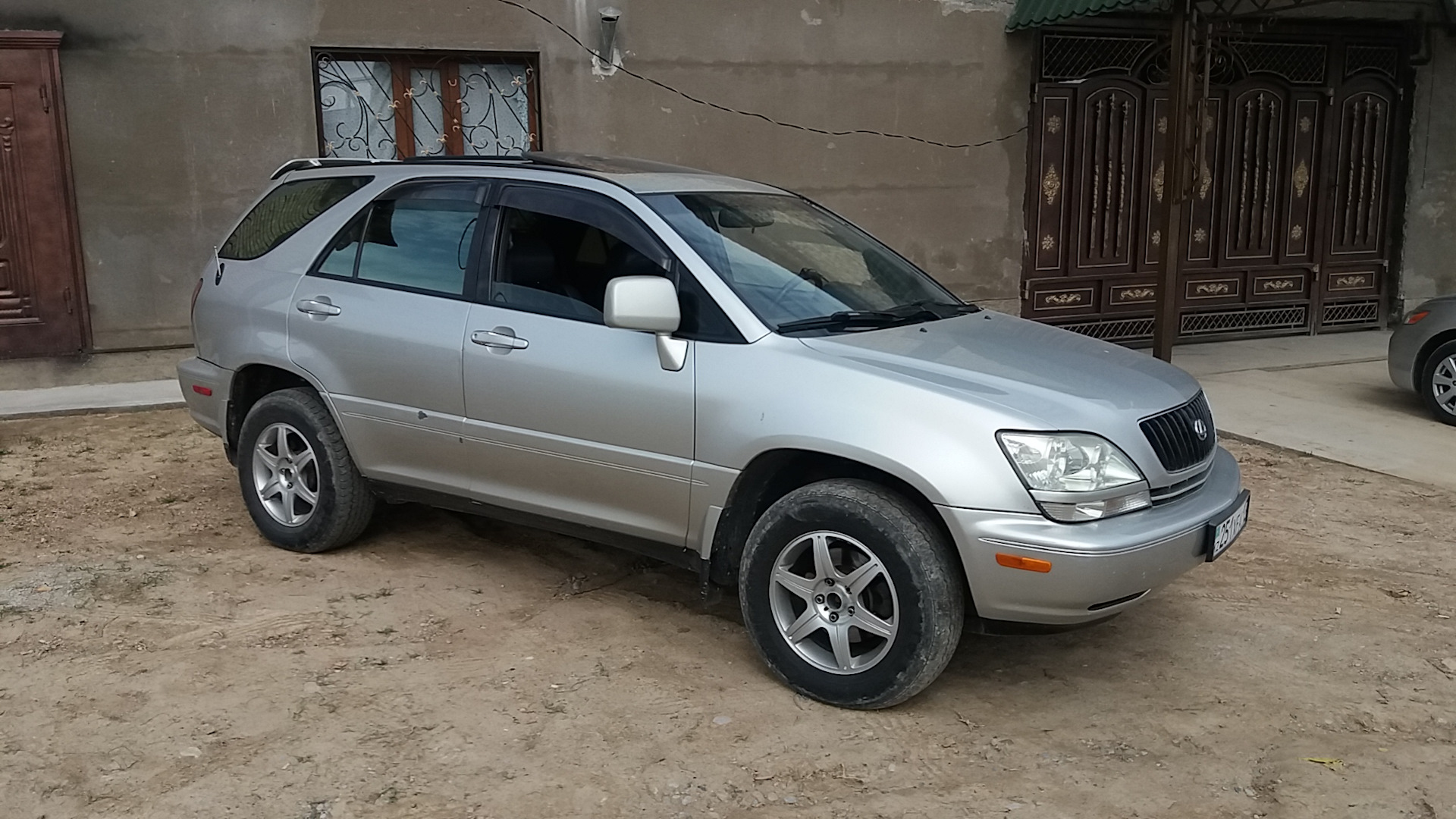 Lexus RX (1G) 3.0 бензиновый 1999 | 13 регион на DRIVE2