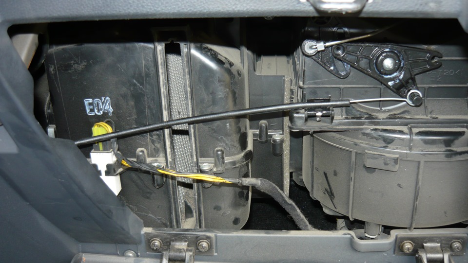 болт крепление компрессора кондиционера хендай акцент. ремкомплект компрессора кондиционера hyundai accent. как снять кондиционер хендай. компрессор кондиционера hyundai getz 1. испаритель хёндай старекс 2007.