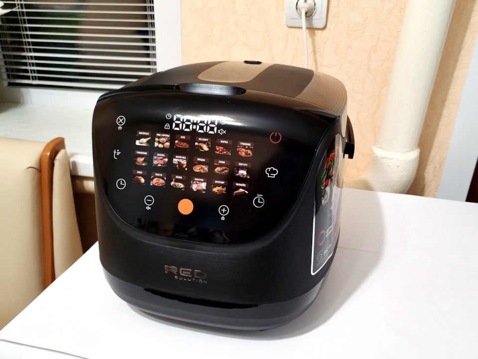 Обзор мультиварки с экраном от Apple — RED solution COLORCOOK RMC-88 ...