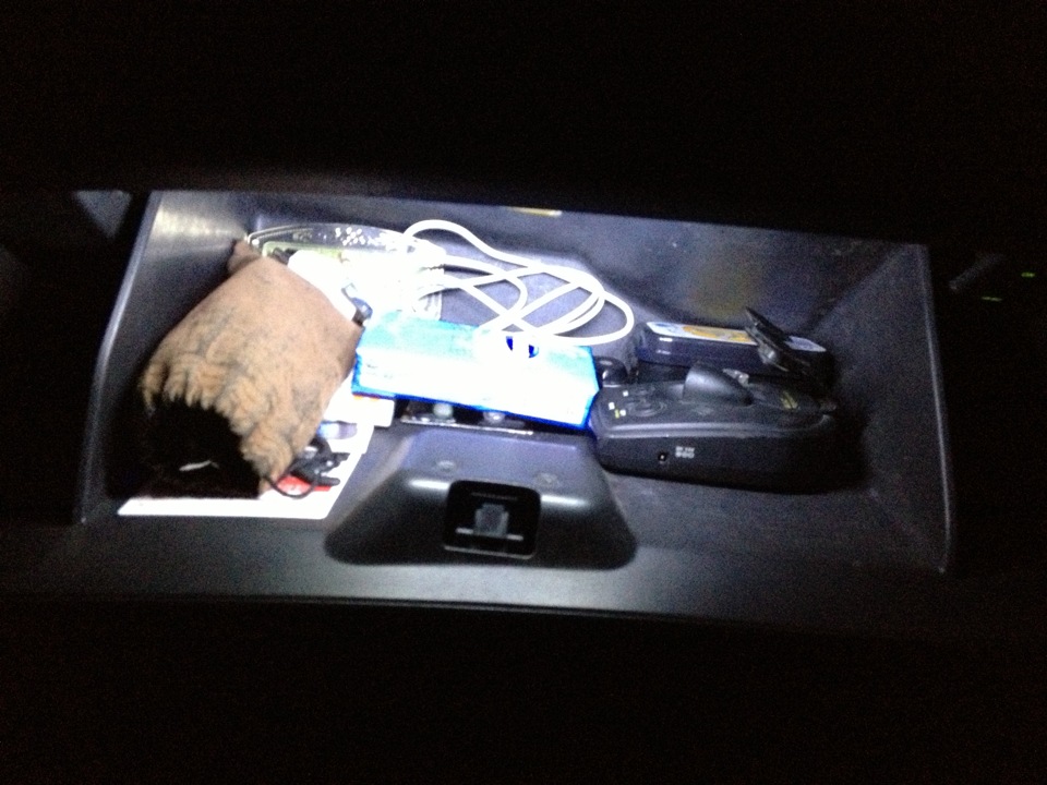 Подсветка бардачка. — Chevrolet Aveo Sedan (1G), 1,2 л, 2008 года ...