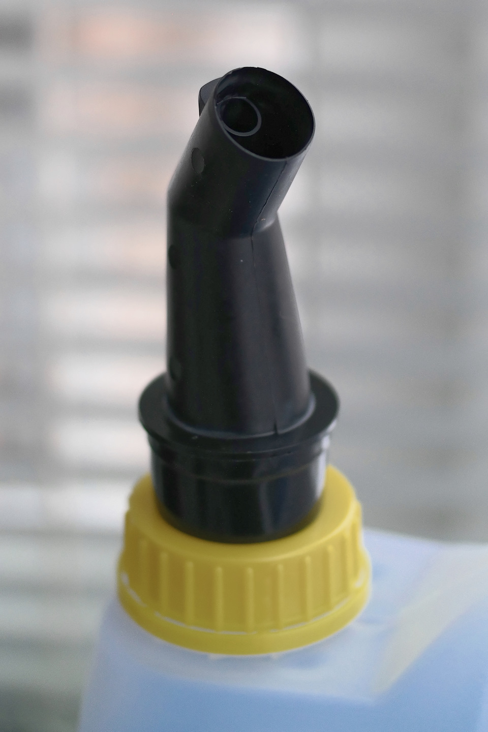 вставляемая лейка с воздуховодом — Mazda CX-5 (1G)