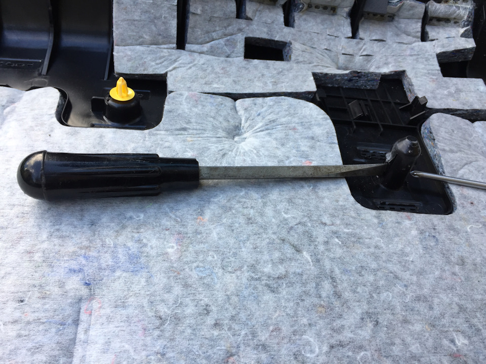 более крупно — Volvo XC60 (1G)