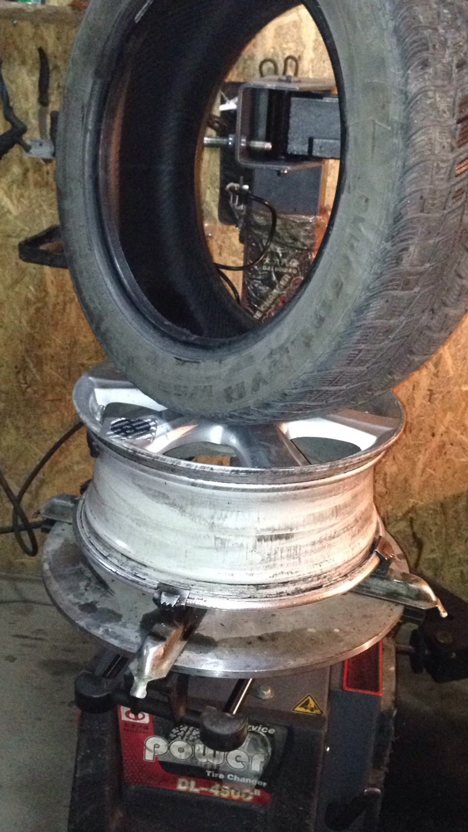 Пробил колесо — Toyota Camry (XV40), 2,4 л, 2006 года | наблюдение | DRIVE2