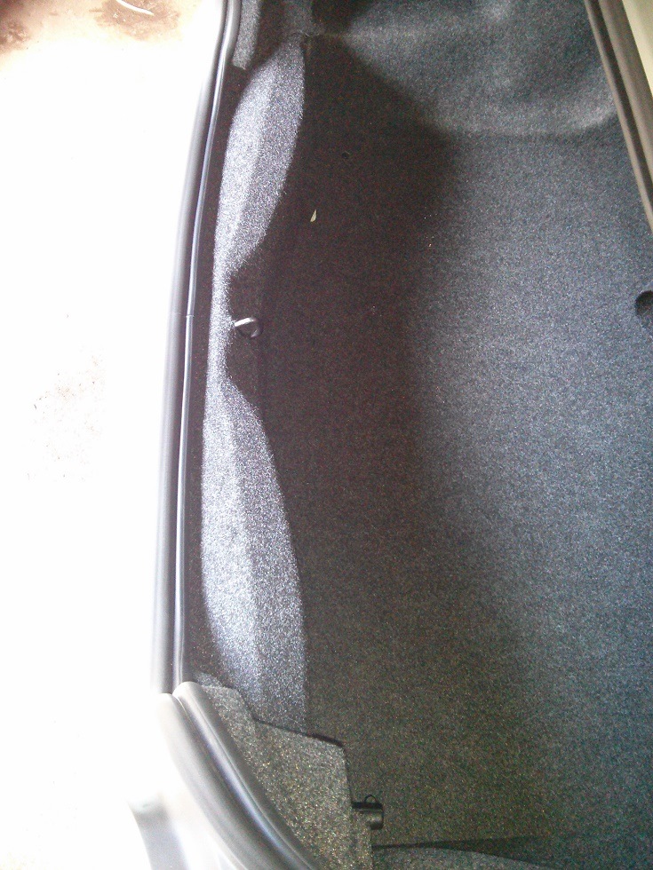 Перетяжка голых деталей багажника карпетом — Citroen C-Elysee, 1,2 л ...