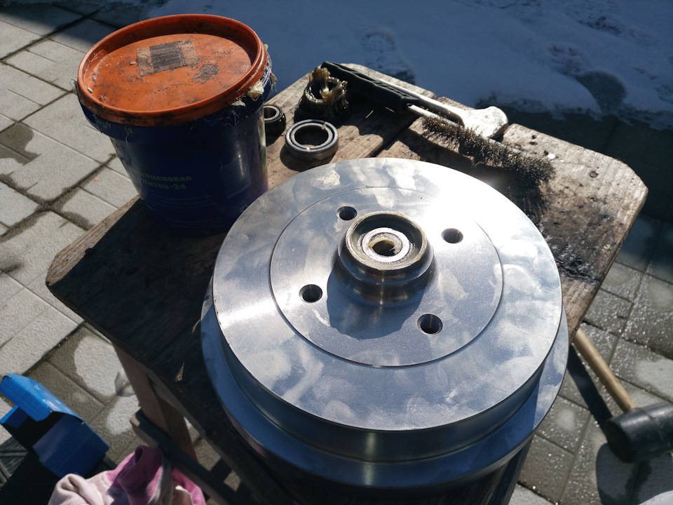 Замена задних барабанов. — Volkswagen Pointer, 1 л, 2005 года ...