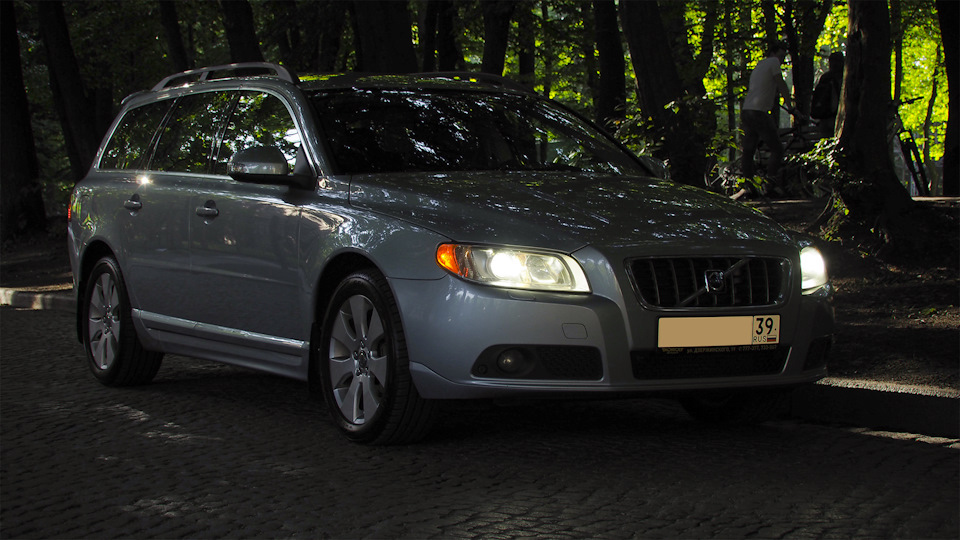 Фото в бортжурнале Volvo V70 III