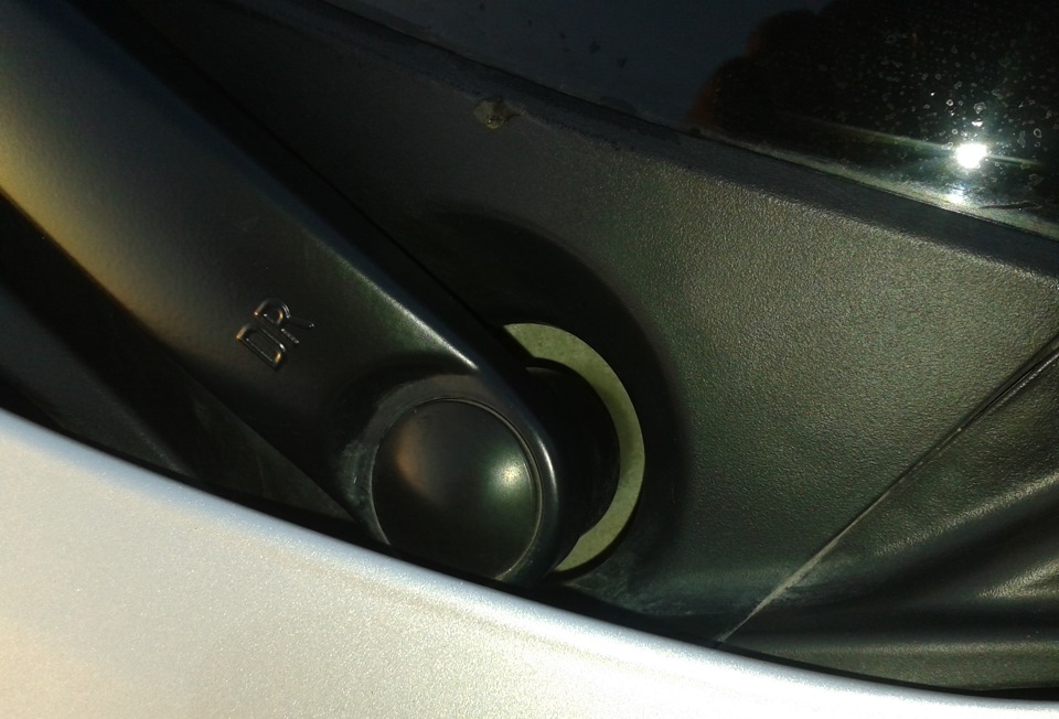 Установка резиновой прокладки от "Хендай Элантры" на жабо и камазовских ...