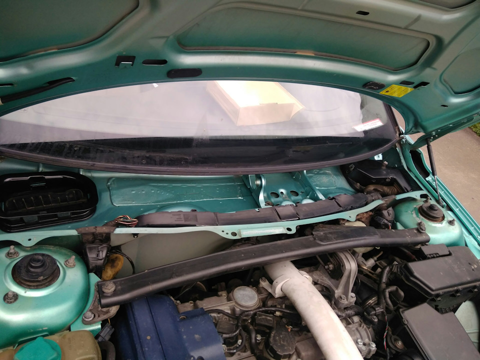 Фото в бортжурнале Volvo V70 R (2G)