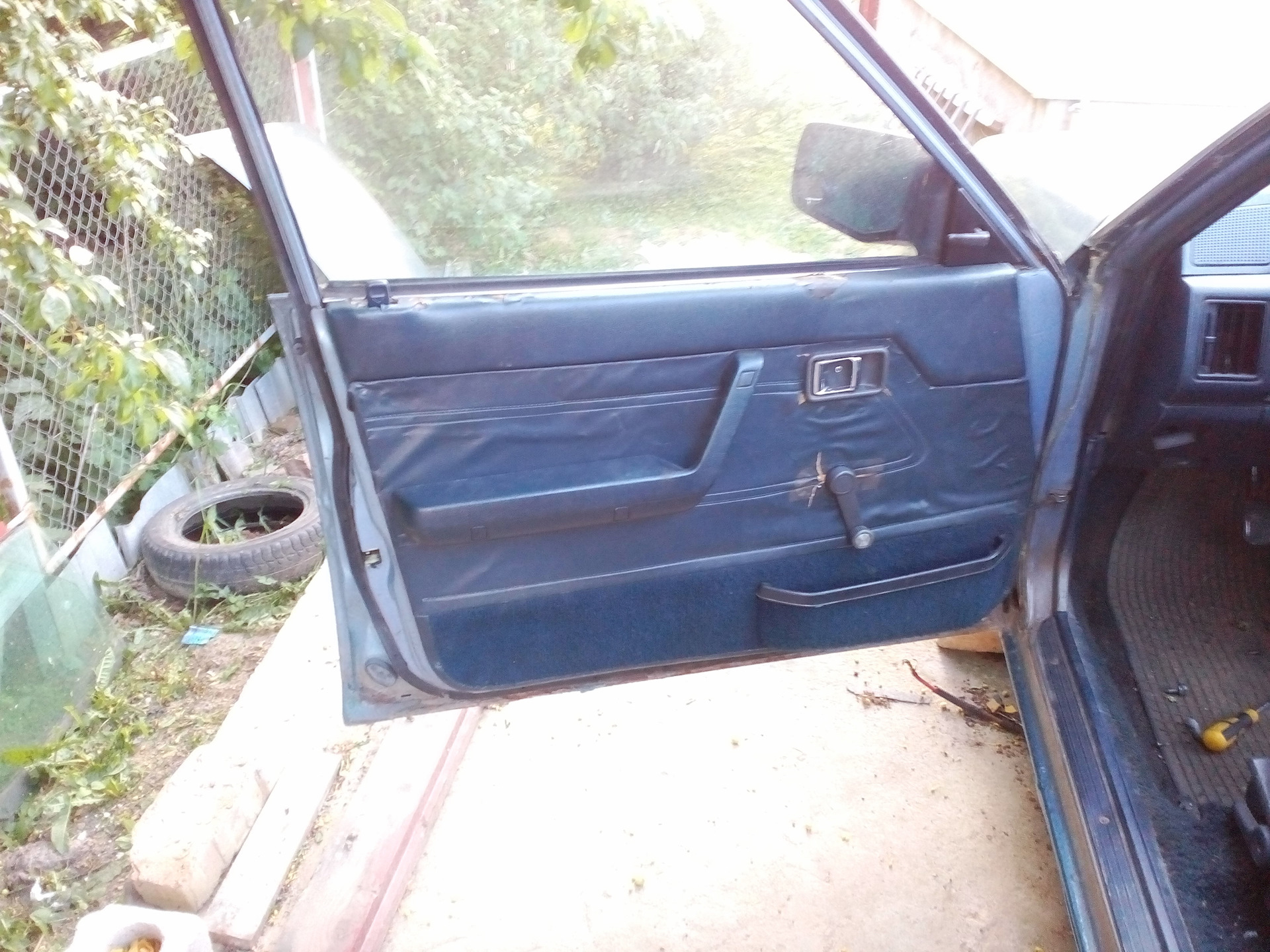 Ремонт дверной карты. Часть 3, заключение. — Mazda 626 II (GC), 1,6 л ...