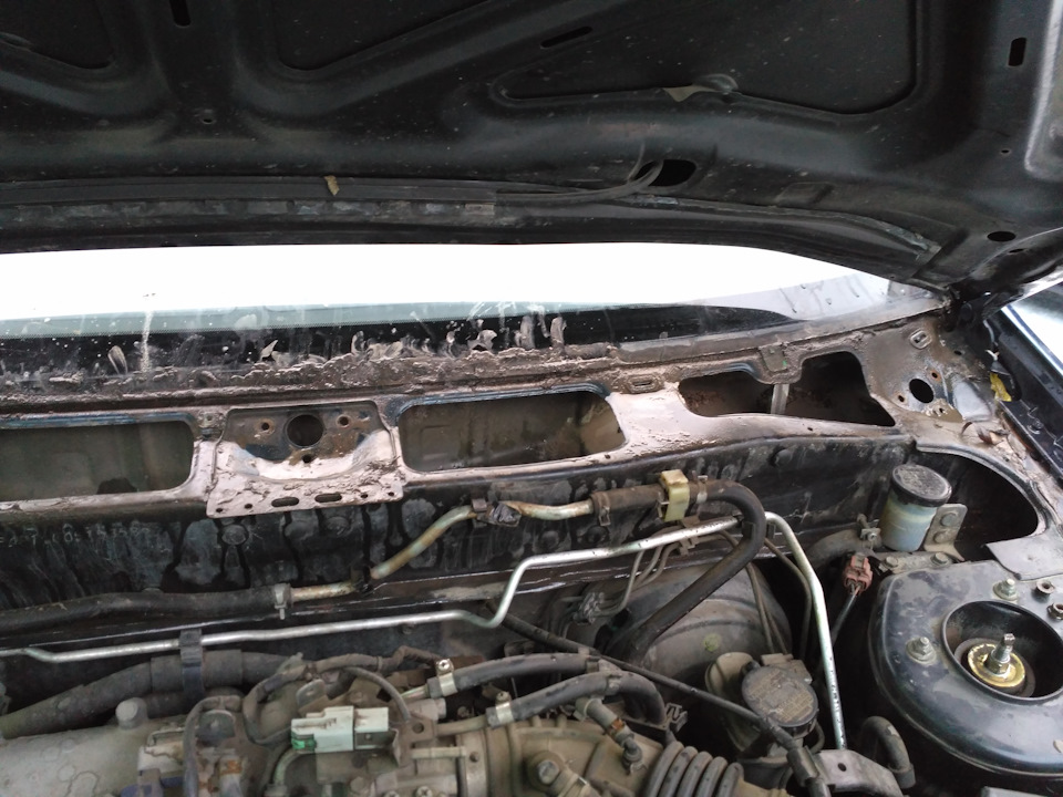 Трапеция дворников — Nissan Primera (P11-144), 1,8 л, 2000 года ...