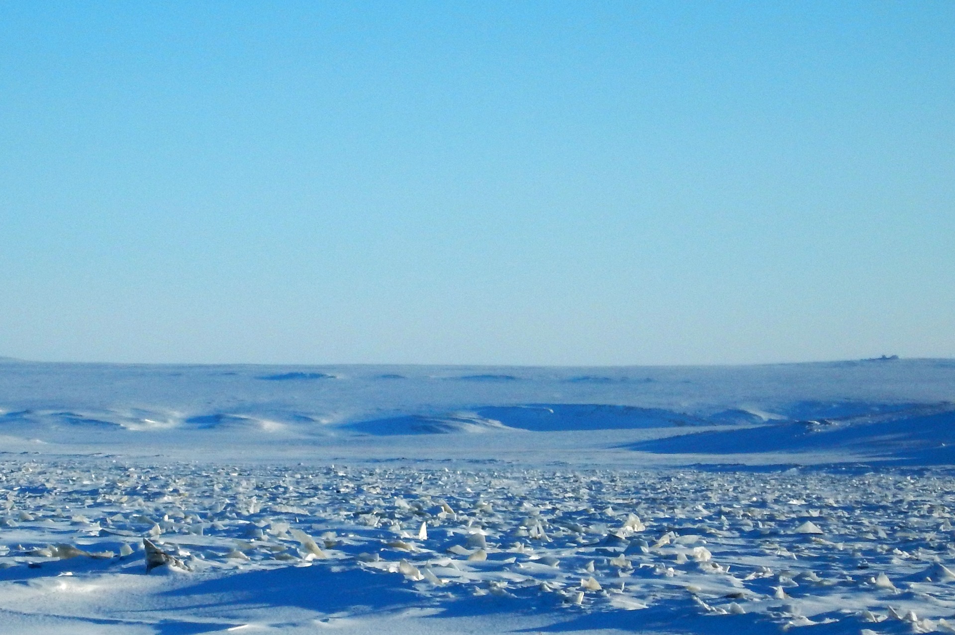 Море челюскина. Таймыр мыс Челюскин. Полуостров Таймыр мыс Челюскин. Полярная станция мыс Челюскин. Большой Арктический заповедник мыс Челюскин.