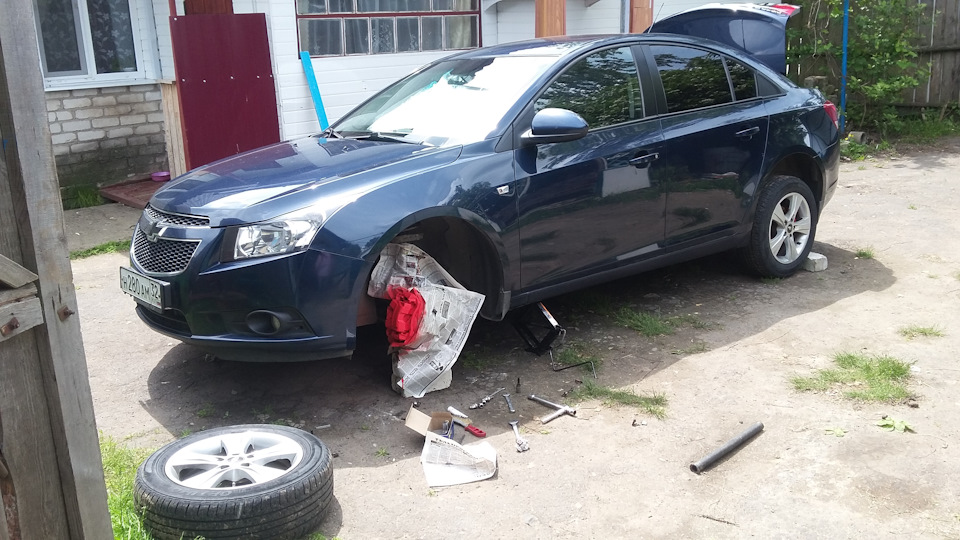 Замена колеса Opel Astra H