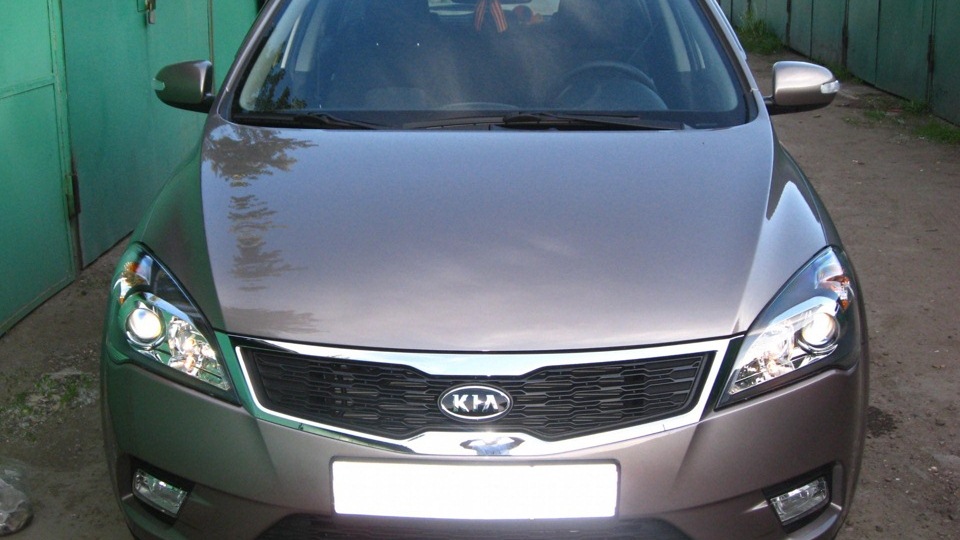 Kia ceed 2011 интерьер