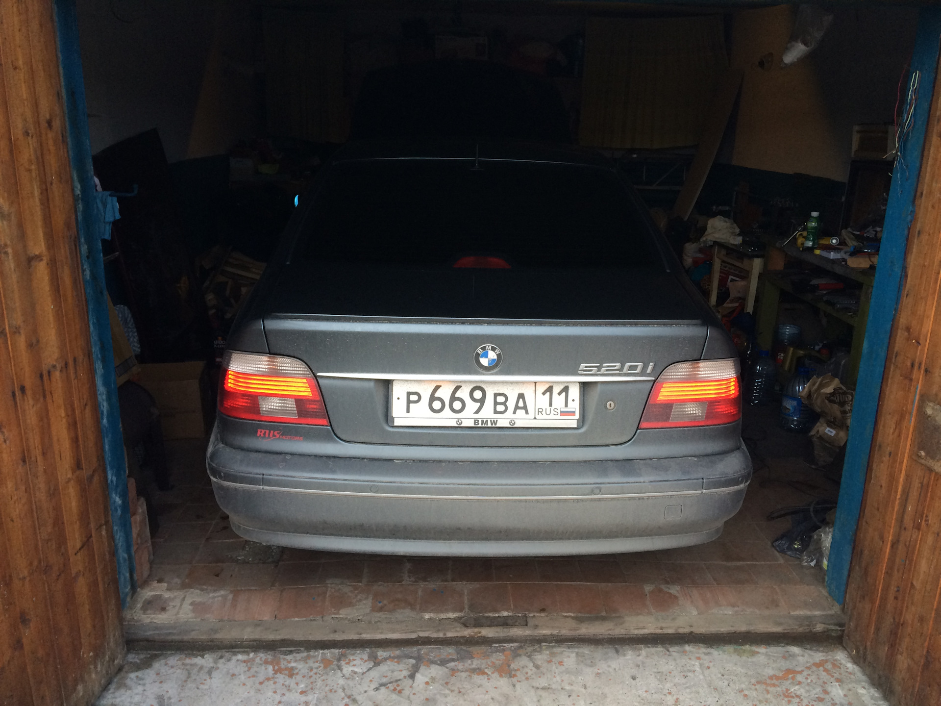 Стойки стабилизатора е39. Колодки передние е39 — BMW 5 series (E39), 2 ...