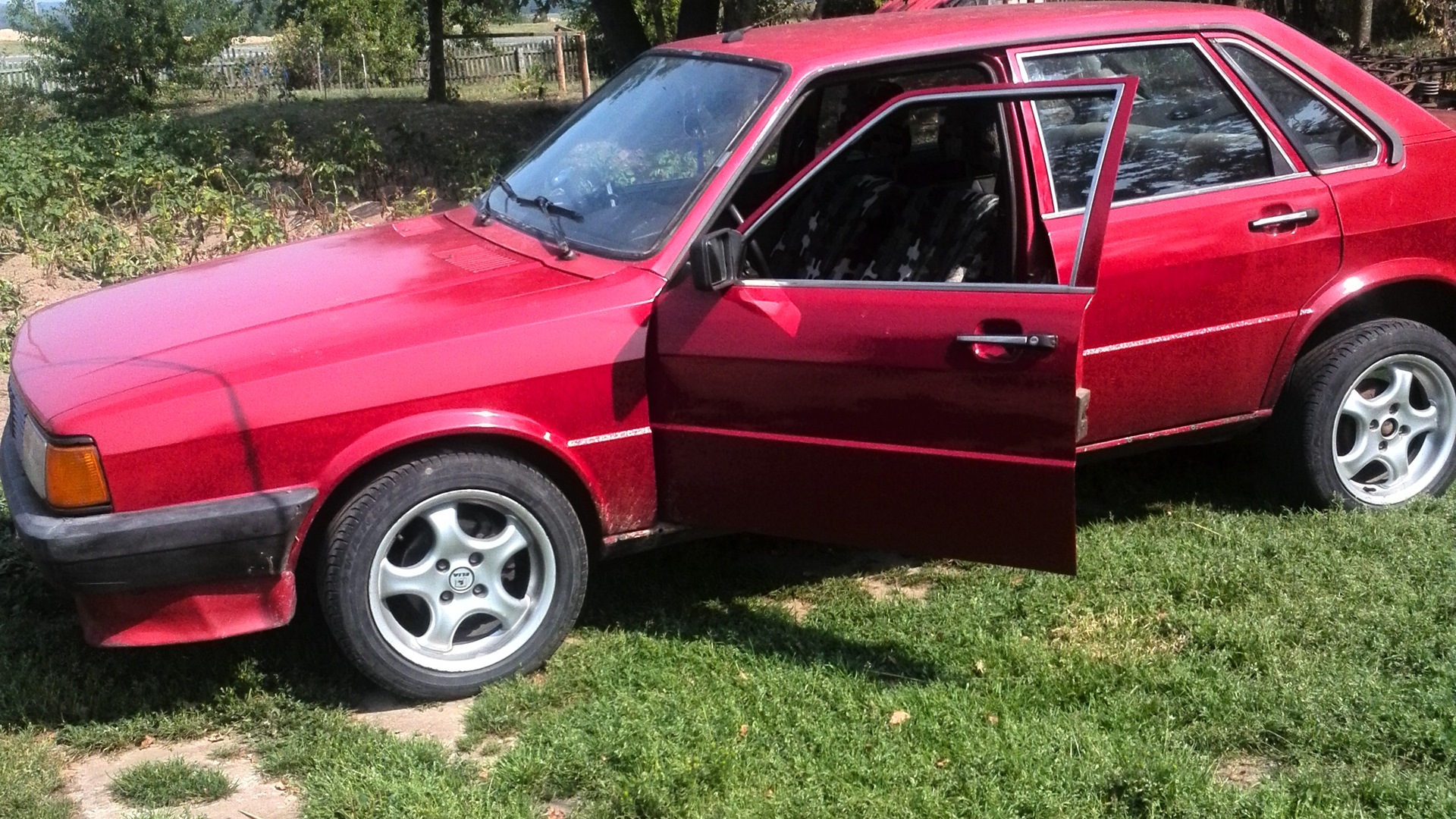 Audi 80 (B2) 1.8 бензиновый 1985 | кординал на DRIVE2