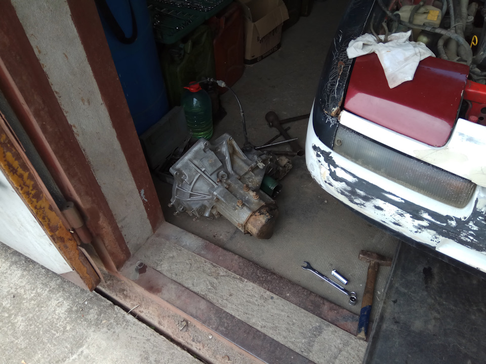 Свап МКПП…Начало и конец. Не заводится. — Mazda 323 IV, 1,6 л, 1989 ...