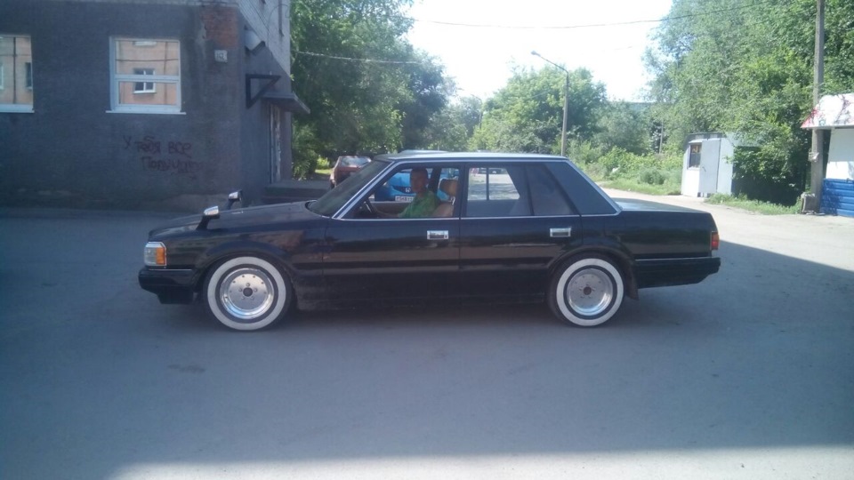 Toyota Crown s120