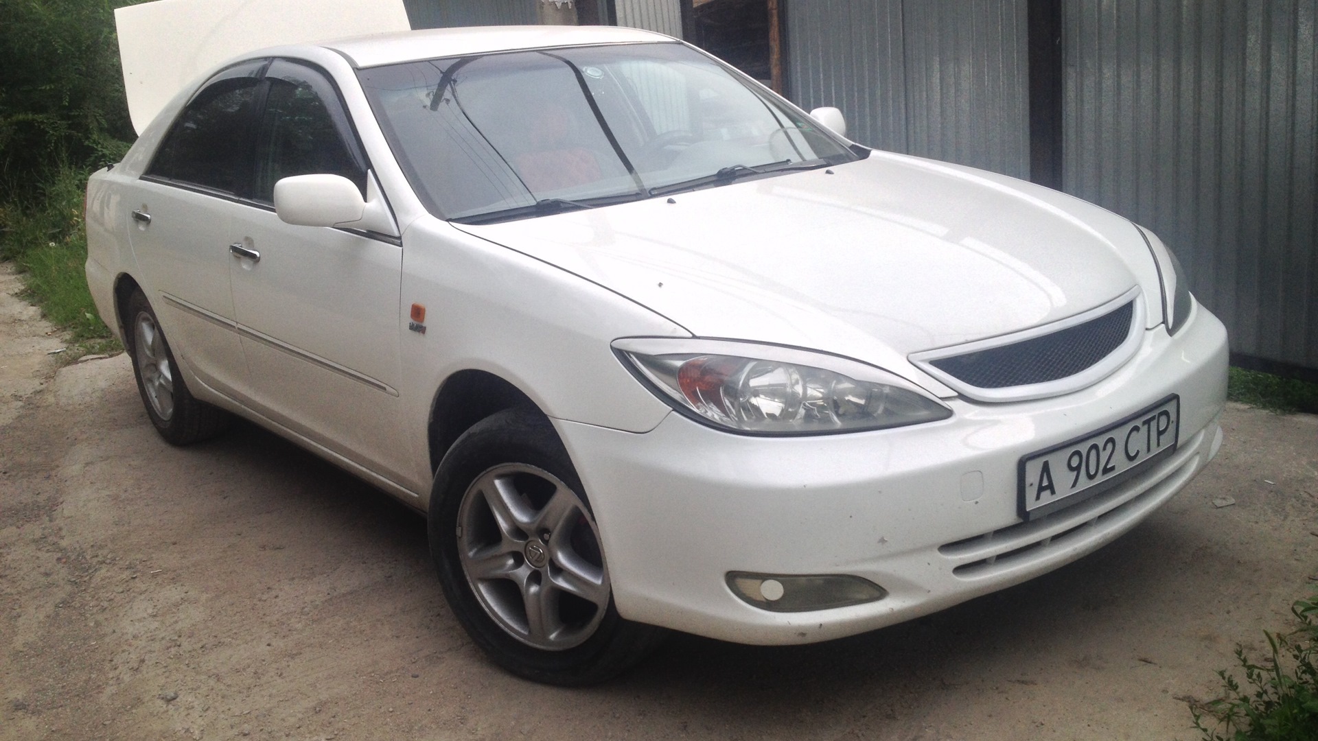 Toyota Camry (XV30) 2.4 бензиновый 2003 | Арабский белый скакун на DRIVE2