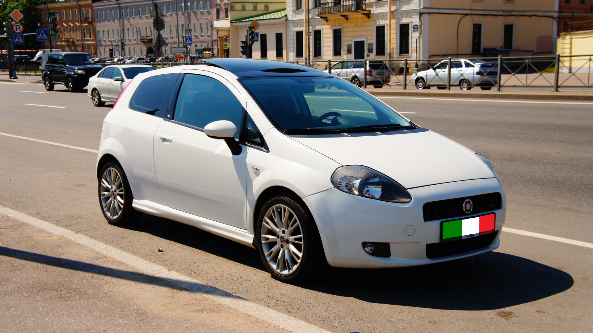 Фиат Пунто t Jet. Fiat grande punto диски. Fiat grande punto 2. Fiat punto Hatchback 120 HP.